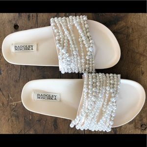 badgley mischka pearl slides